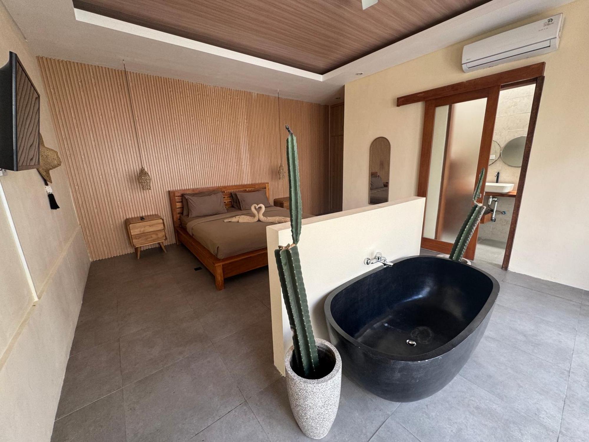 Kiki Village Bathtub Canggu Exteriör bild